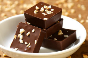 牛津博士说每天45g黑巧克力能减肥，这个假实验，全世界都信了