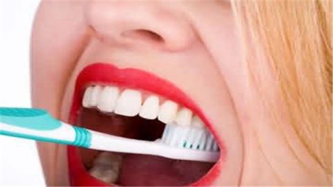 预防牙龈萎缩的方法